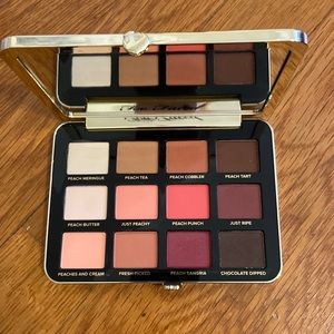 Too faced just peachy mattes